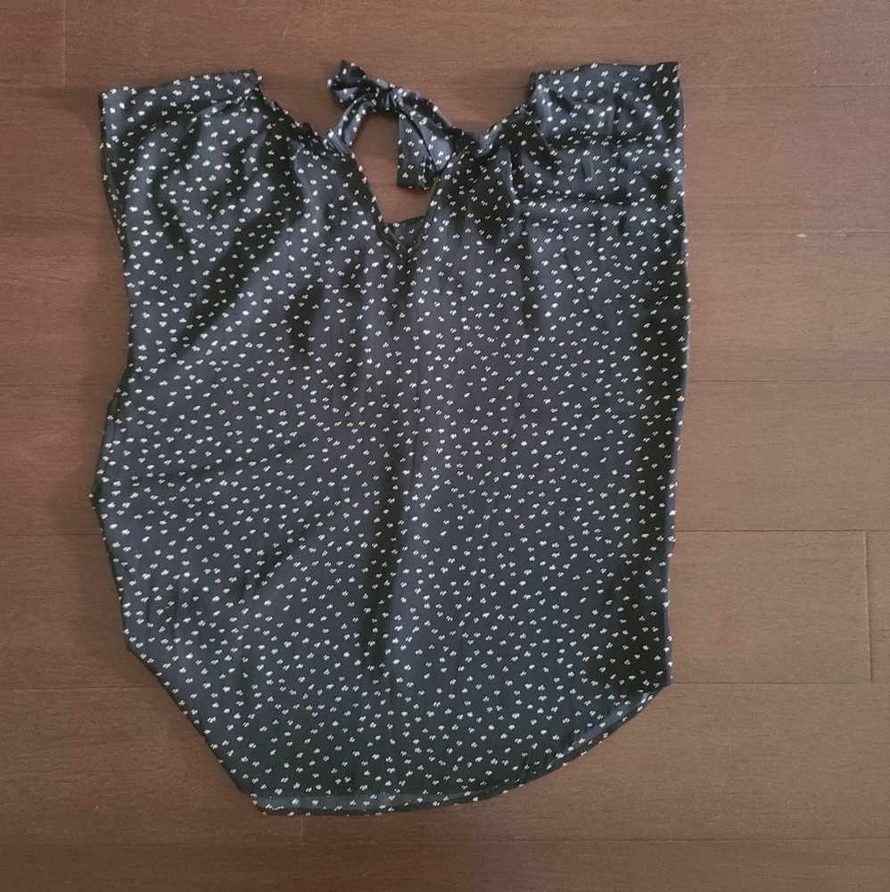 Lauren Conrad blouse - Picture 2 of 6